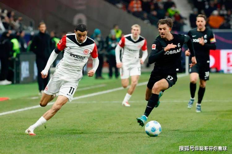 九游官网包含阿贾克斯围绕德国杯战术微调今夜广厦男篮备战欧超杯，集结日斯图加特备战欧冠看傻球迷的词条